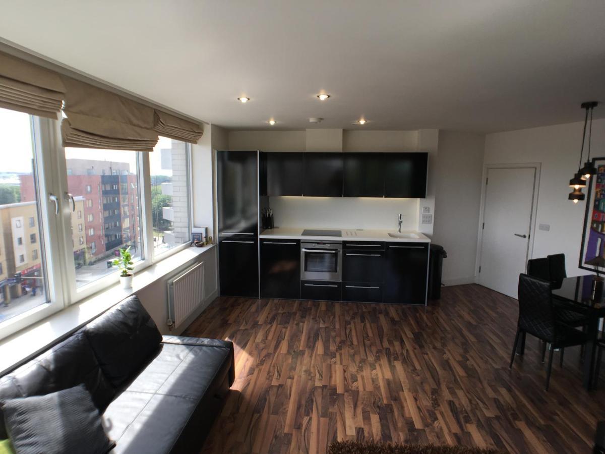 Luxury 2 Bed Penthouse Apartment Near Station London Ngoại thất bức ảnh